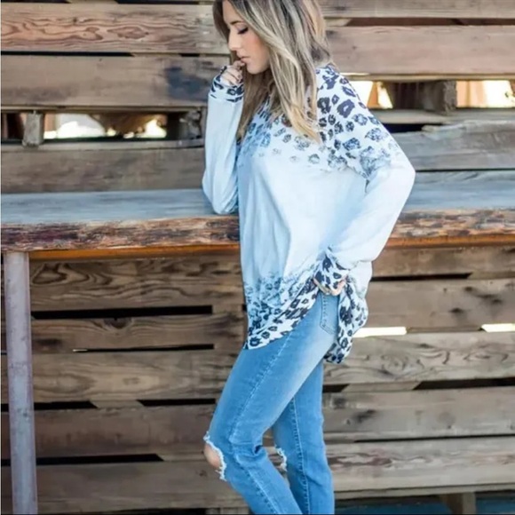 Tickled Teal Marley Tunic Sweater in Ombré Leopard Long Sleeve Lightweight Long - Picture 5 of 13